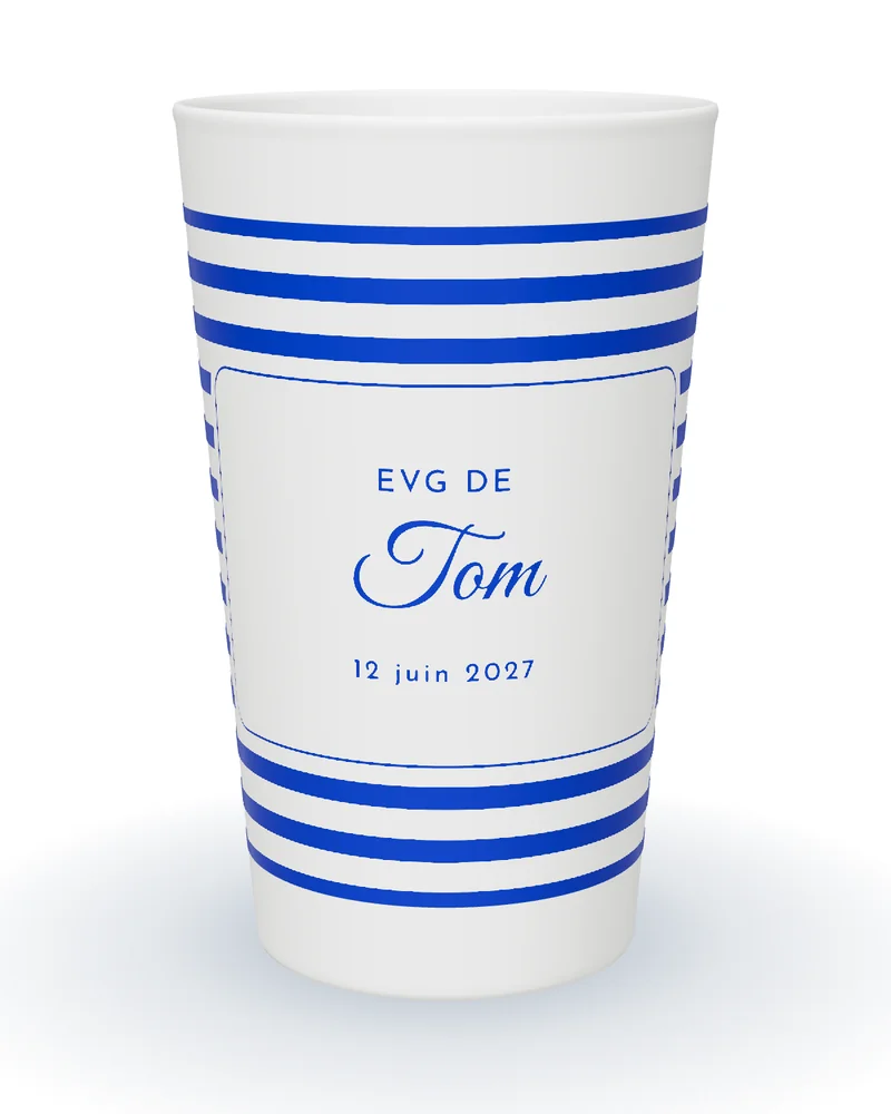 Gobelet personnalisé EVG blanc, rayures bleues et prénom du futur marié dans un cartouche