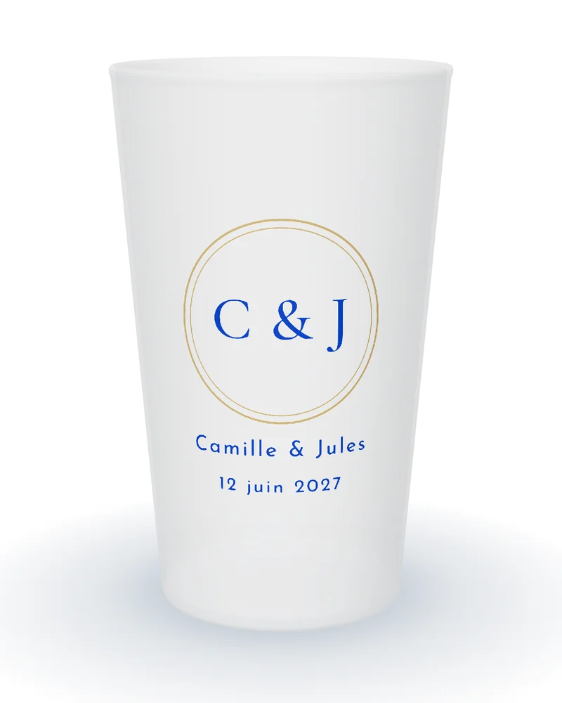 Gobelet personnalisé mariage chic, monogramme des initiales dans un cercle doré, prénoms et date