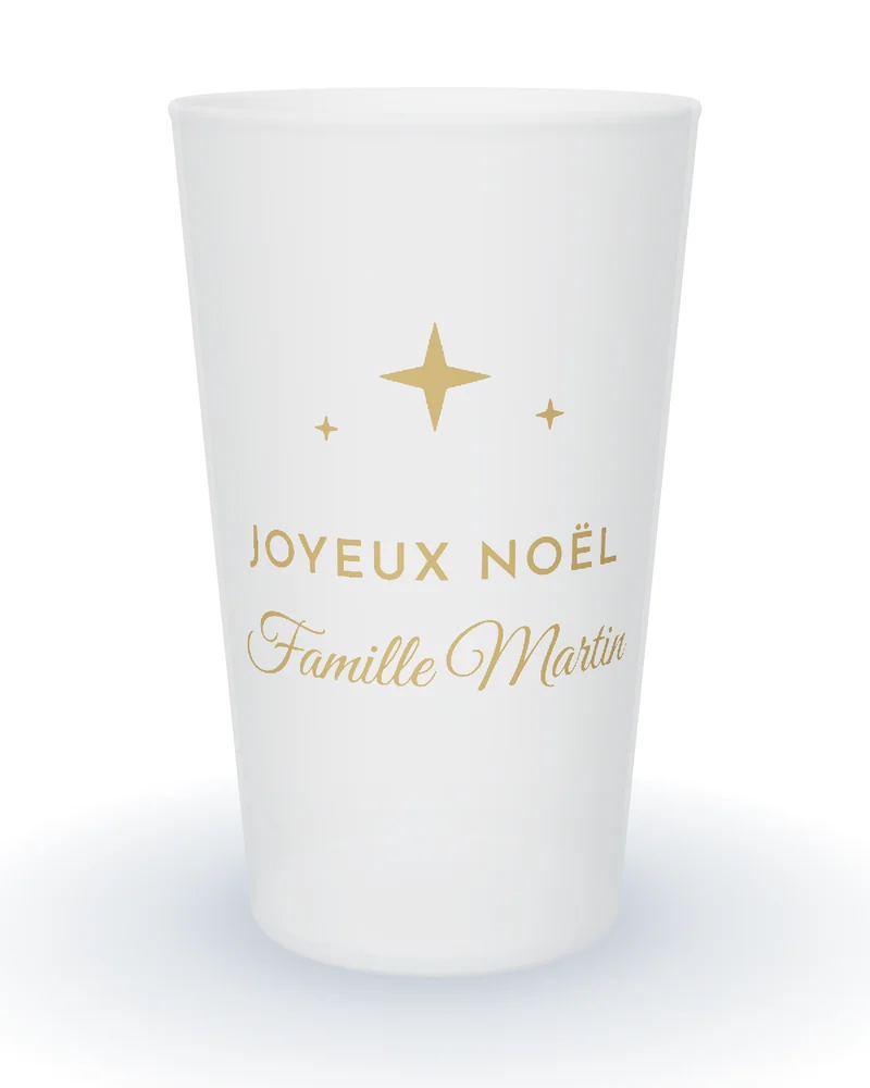 Gobelet personnalisé Noël, grande étoile dorée, Joyeux Noël en capitales et nom de famille en calligraphie